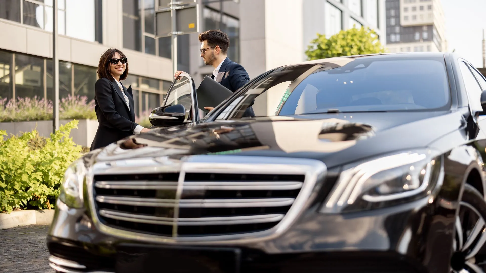 VIP Transfers & Chauffeur